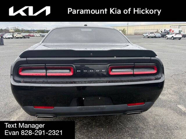 2023 Dodge Challenger SXT