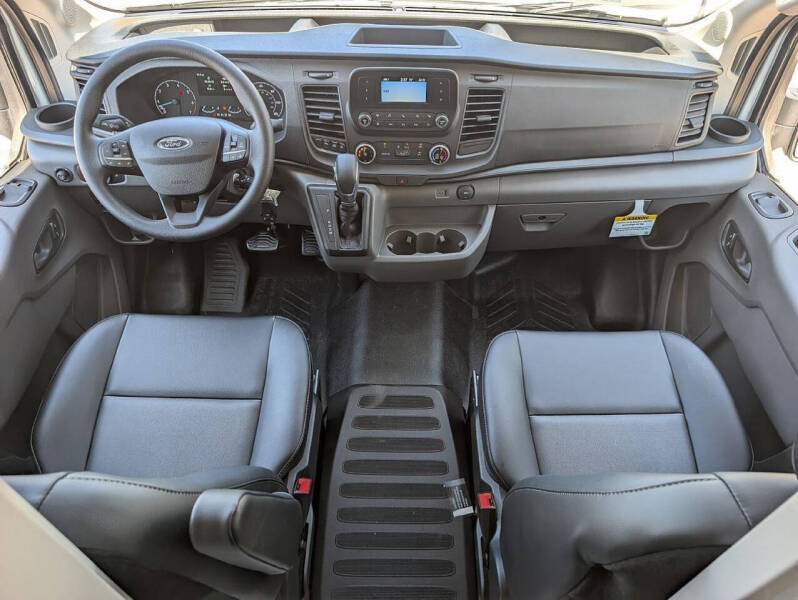 2025 Ford Transit 350