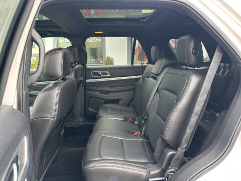 2016 Ford Explorer Sport