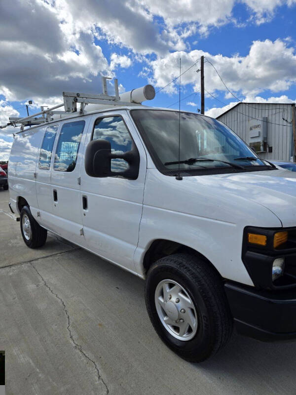 2008 Ford E-Series Econoline Van Commercial photo 7