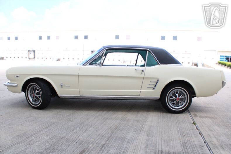 1966 Ford Mustang