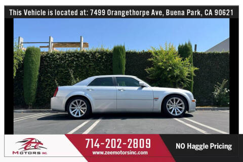 2005 Chrysler 300 SRT-8