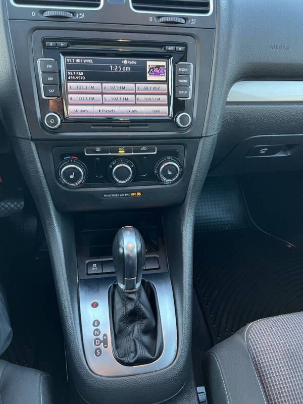 2013 Volkswagen Golf 2.5L PZEV