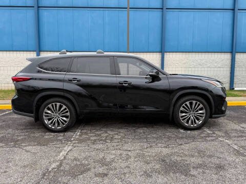 2022 Toyota Highlander Platinum