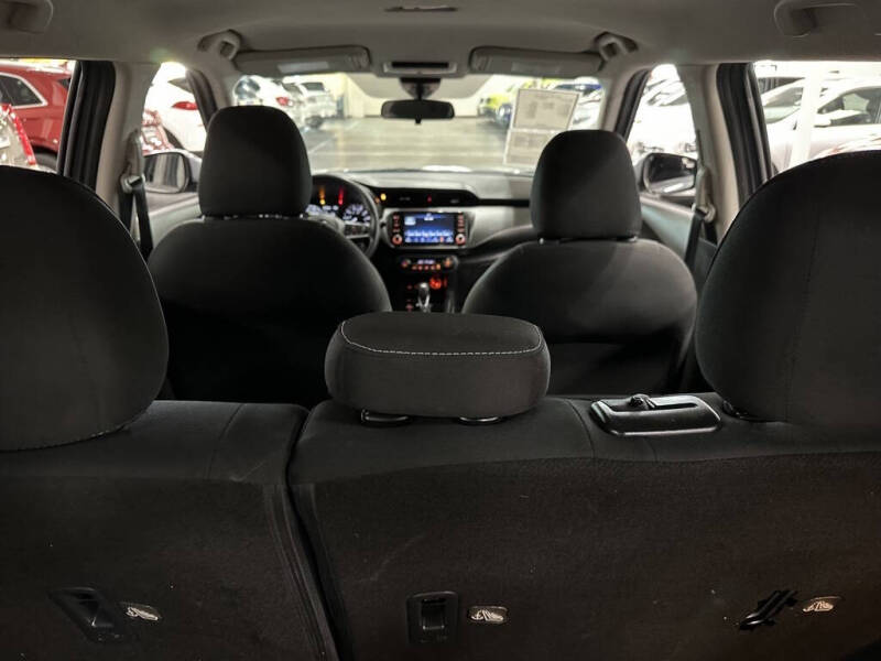 2021 Nissan Kicks SV