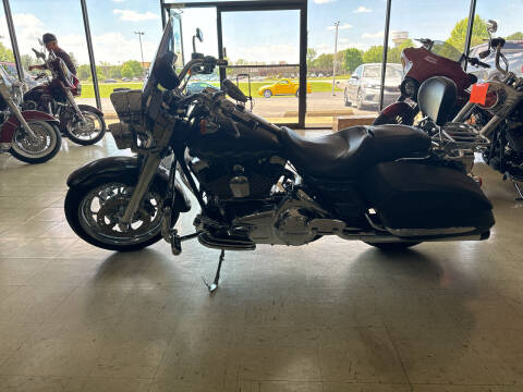 2007 Harley Davidson Street Glide CVO for sale at B & W Auto in Campbellsville KY