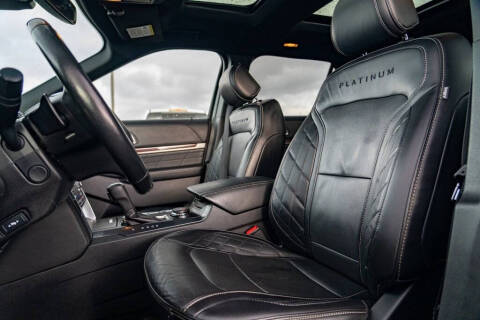 2017 Ford Explorer Platinum
