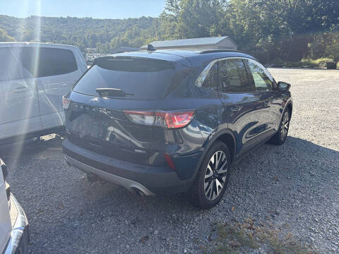 2020 Ford Escape SEL