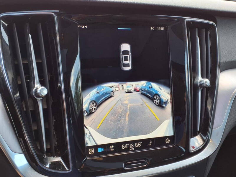 2025 Volvo S60 B5 Core