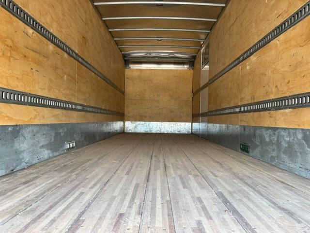 2021 Isuzu FTR
