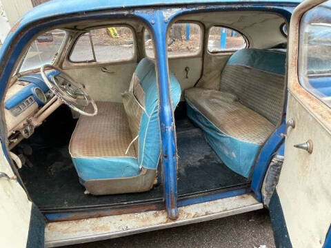 1948 Ford Super Deluxe