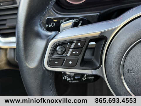 2018 Porsche Panamera 4