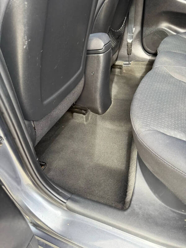 2012 Hyundai Accent SE