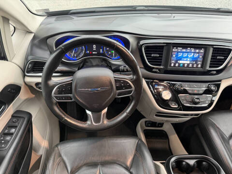 2020 Chrysler Pacifica Touring L