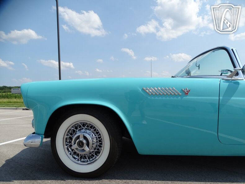 1955 Ford Thunderbird