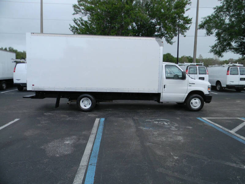 2019 Ford E-350