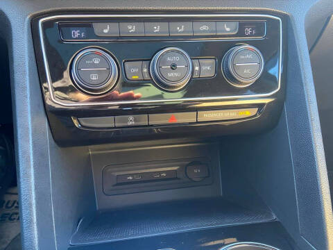 2021 Volkswagen Atlas Cross Sport V6 SEL R-Line 4Motion