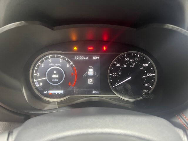 2025 Nissan Versa SR