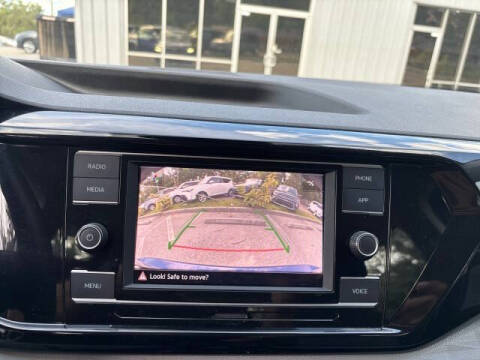 2024 Volkswagen Taos S