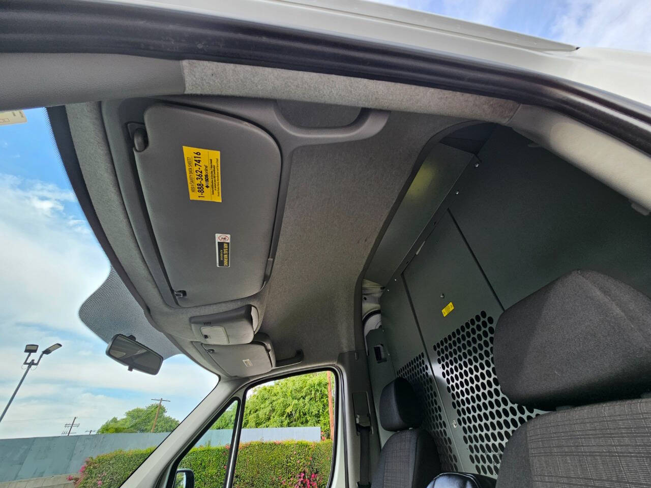2015 Mercedes-Benz Sprinter 28