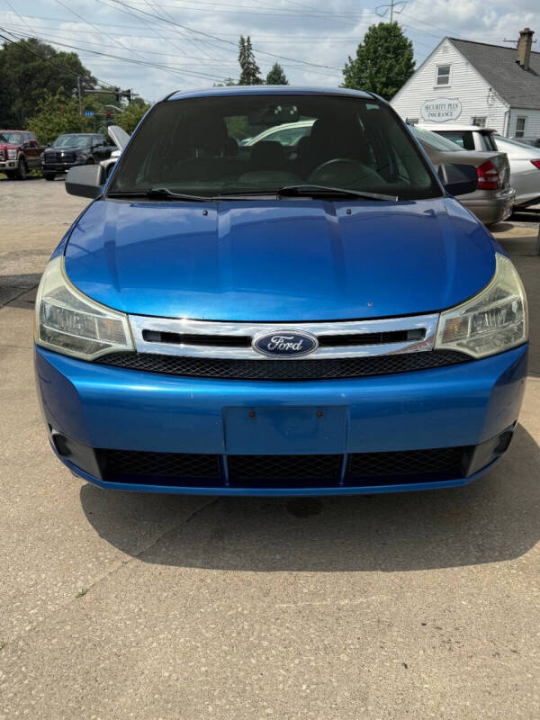Used 2010 Ford Focus SE with VIN 1FAHP3FN6AW287934 for sale in Hilliard, OH