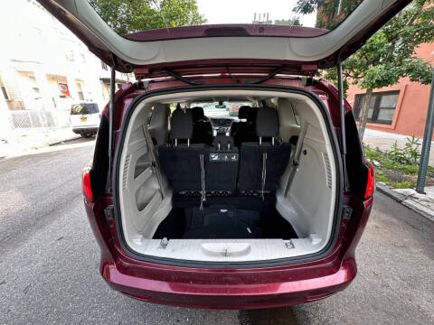 2017 Chrysler Pacifica