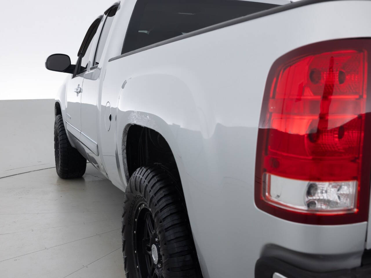 Used Car 2013 Gmc Sierra 1500  Sle 4x4 4dr Extended Cab 6.5 Ft. Sb For Sale Under $10,000 In Coal City, Illinois