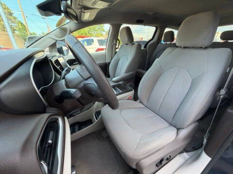 2020 Chrysler Pacifica Touring