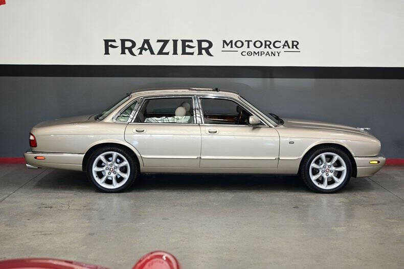 1999 Jaguar XJR