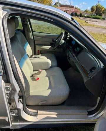 2010 Ford Crown Victoria LX