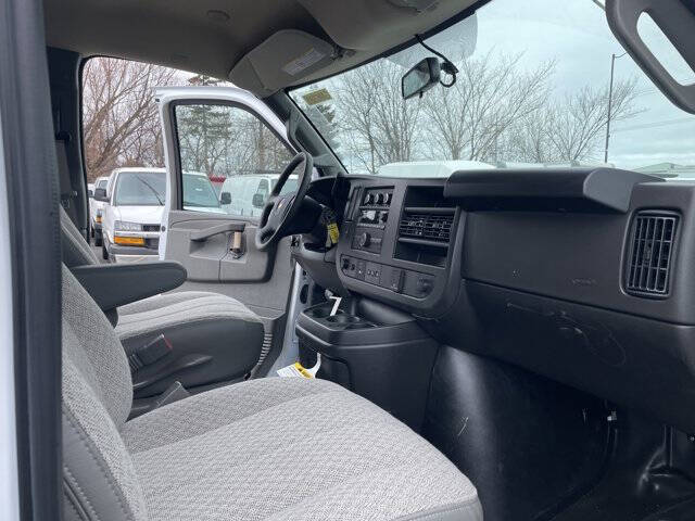 2026 Chevrolet Express 2500