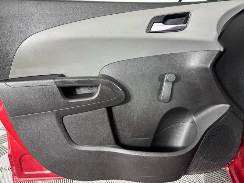 2012 Chevrolet Sonic LS