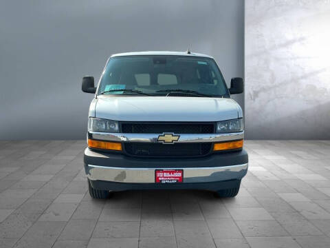 2025 Chevrolet Express LT 3500