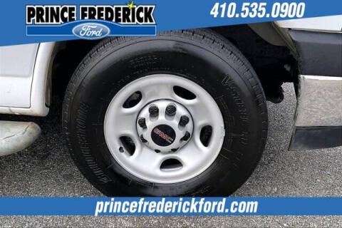 2024 GMC Savana 2500