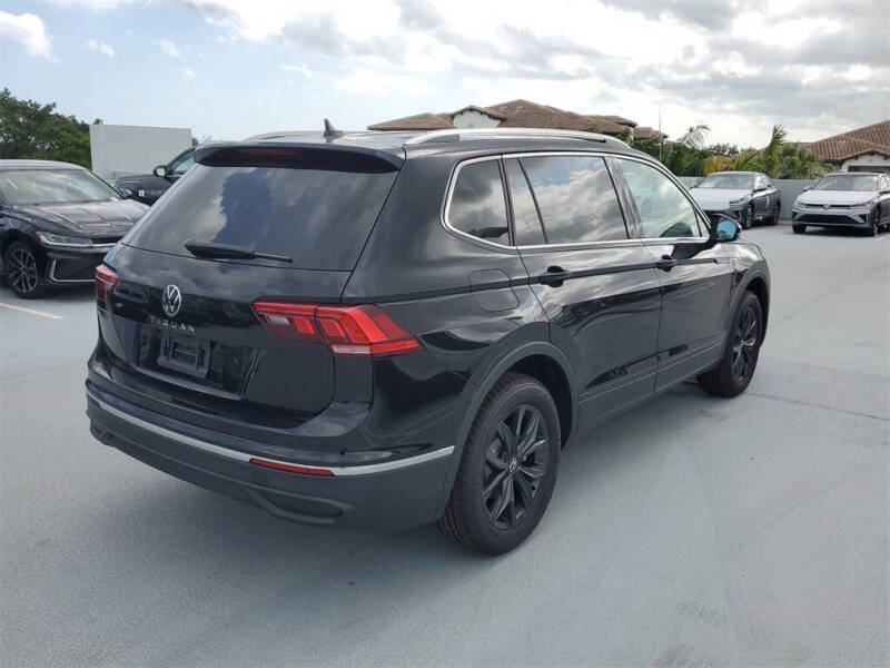 2024 Volkswagen Tiguan SE