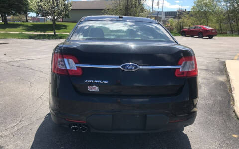 2010 Ford Taurus SE