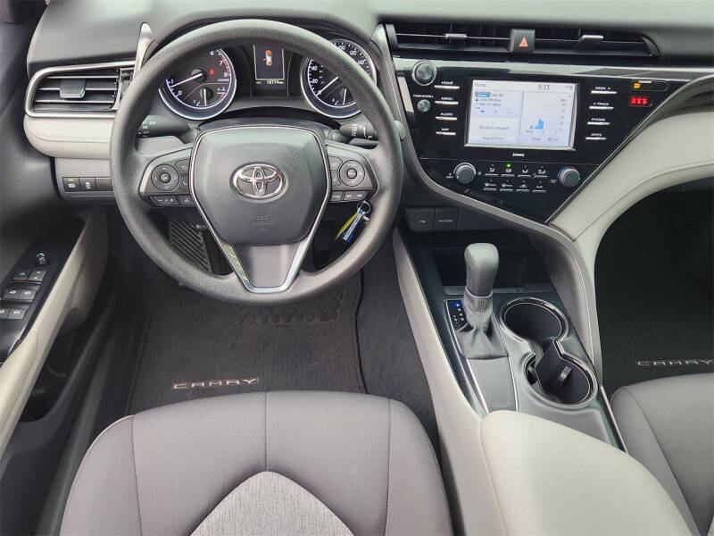 2020 Toyota Camry LE