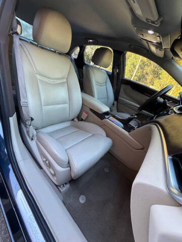 2013 Cadillac XTS Luxury Collection