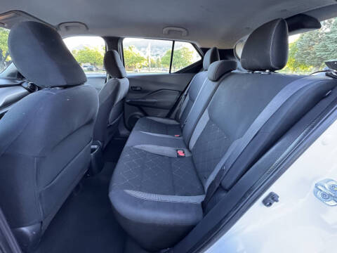 2018 Nissan Kicks S
