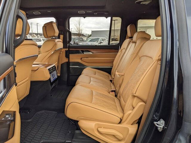 2024 Jeep Grand Wagoneer Series III