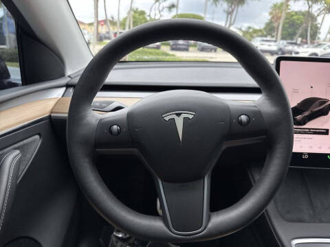 2023 Tesla Model Y Performance