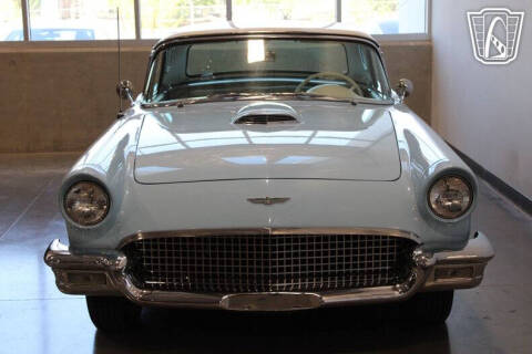 1957 Ford Thunderbird