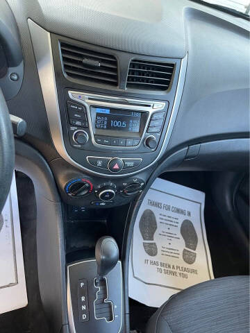 2015 Hyundai Accent GS