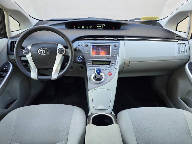 2012 Toyota Prius Three
