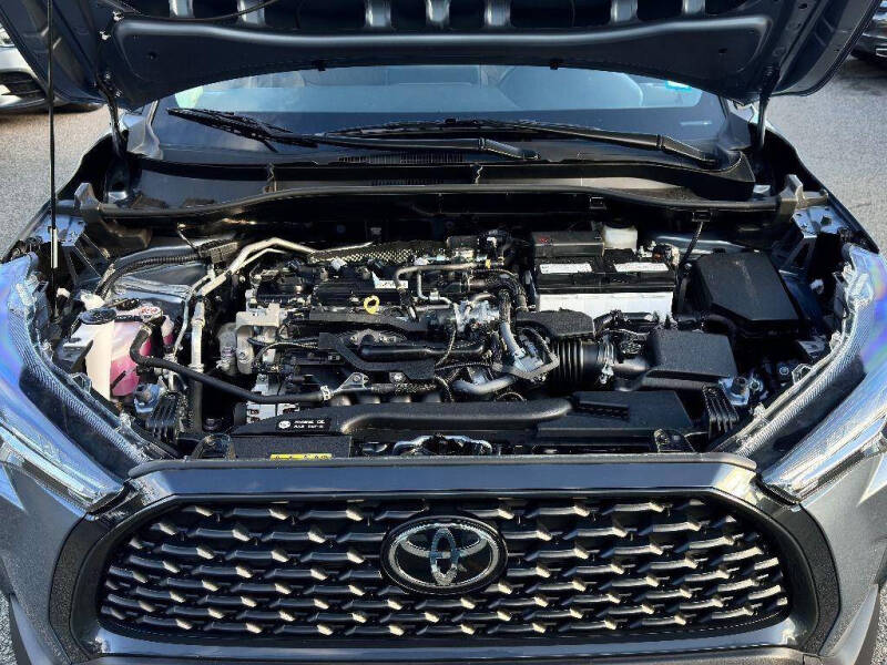 2024 Toyota Corolla Cross LE