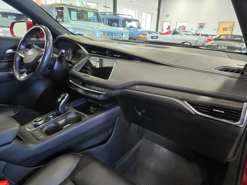 2020 Cadillac XT4 Sport