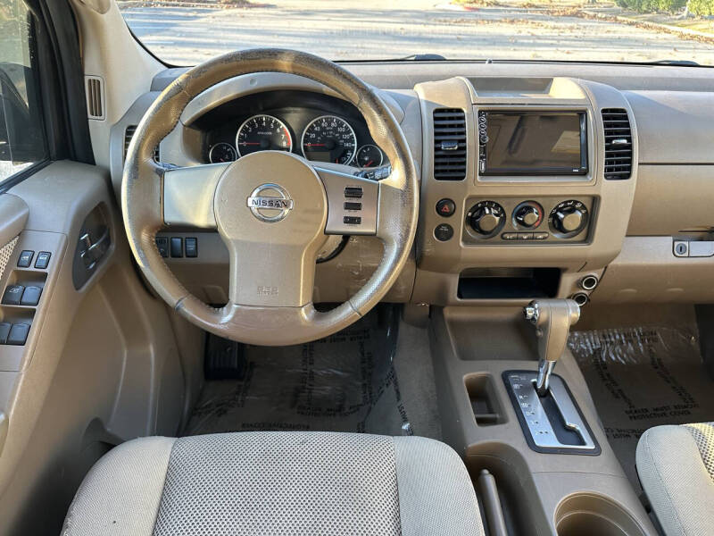 2006 Nissan Frontier LE