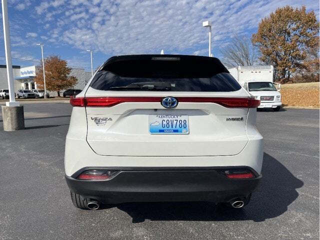 2021 Toyota Venza 6