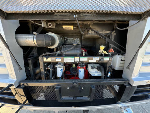 2012 Newmar Dutchstar 4354 ,  450hp, King Bed