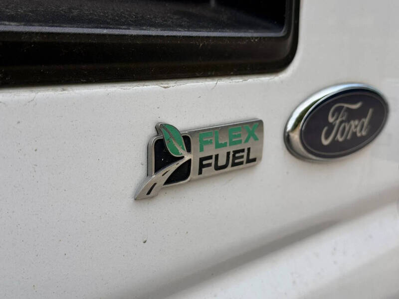 2011 Ford E-Series E-350 SD